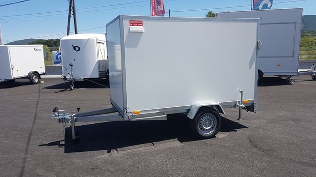 Remorque fourgon BORO F2513P 750 Kg, dimensions 248 x 134 x 150 cm – Image 5